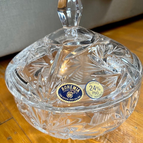 SOLD 🏷 BNIBWT Bohemian Lead Crystal candy dish - Picture 1 of 5